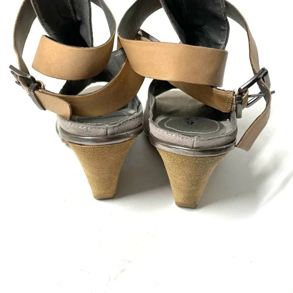 Kenneth Cole Reaction 7 Sparkles Suede Strappy Sandal Heel Size 10 - Picture 8 of 8